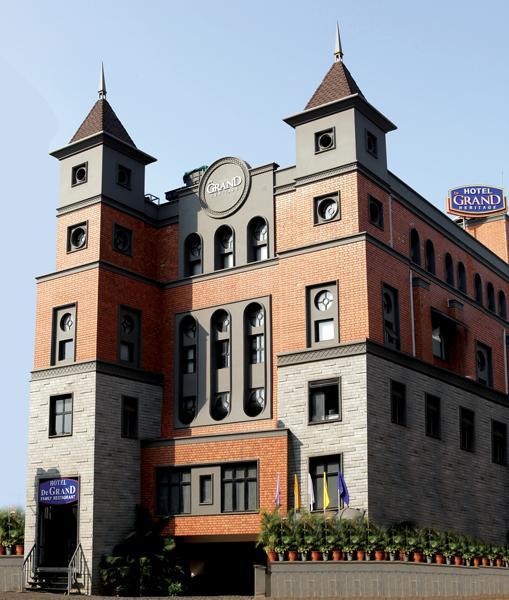 Hotel De Grand Kozhikode Exterior photo